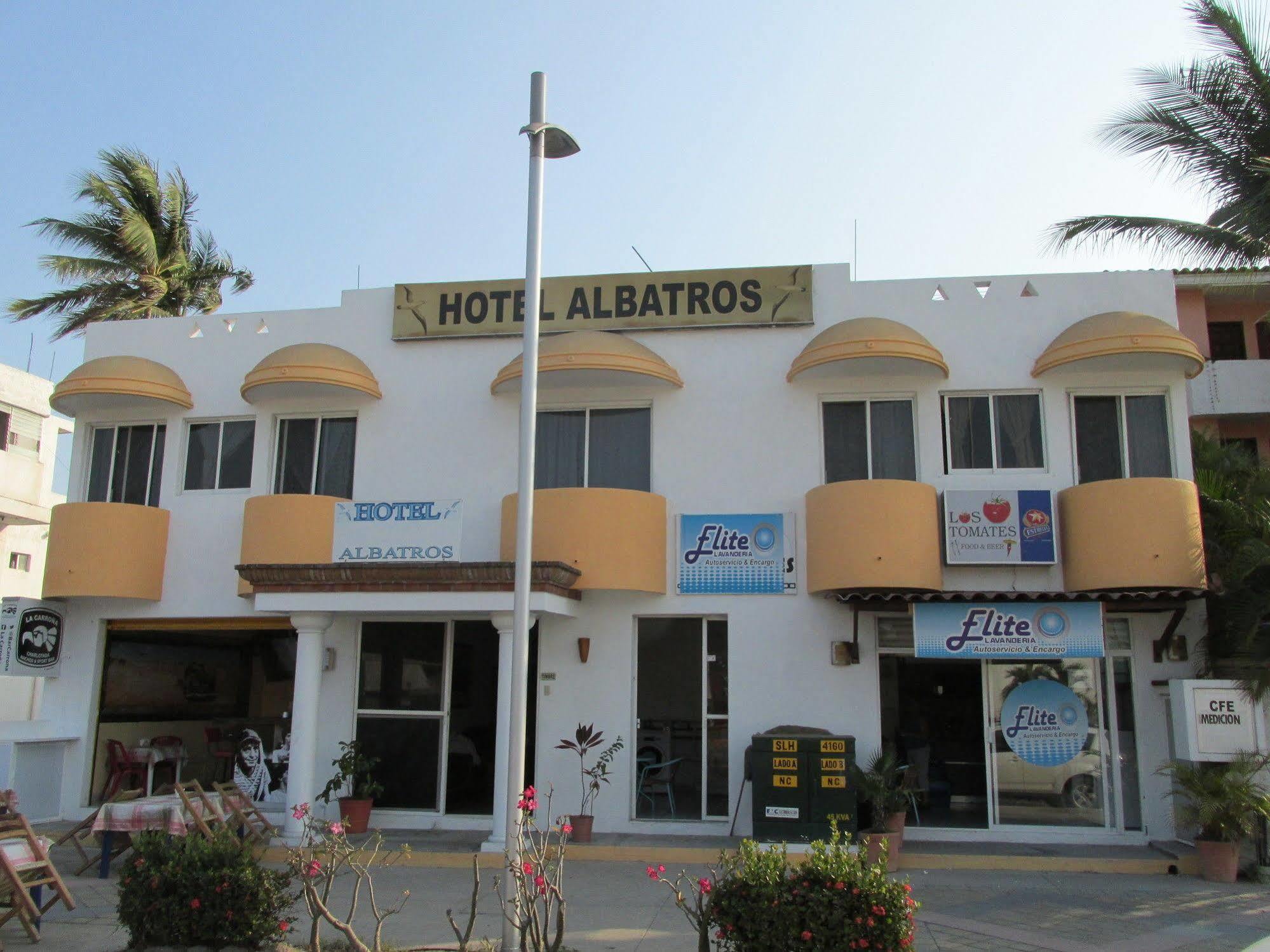 Hotel Albatros Manzanillo Exterior photo